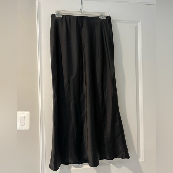 Zara Silky Midi Skirt - Picture 1 of 3